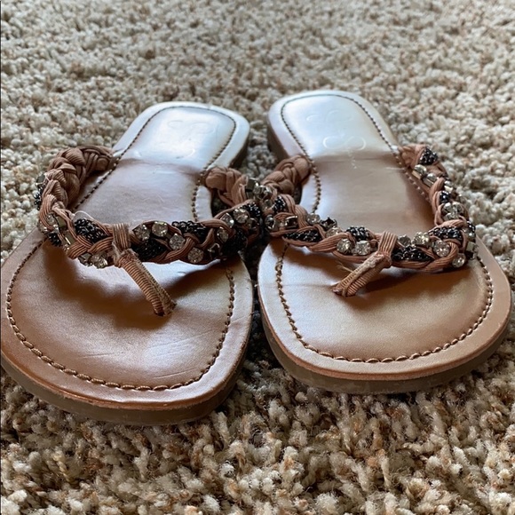 Jessica Simpson Sandals - Picture 2 of 7